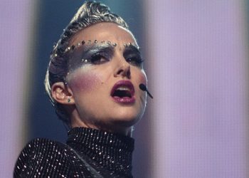 First Look at Natalie Portman in Vox Lux