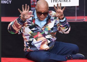 Quincy Jones Honored in Hand and Footprint Imprint Ceremony At TCL Chinese Theatre