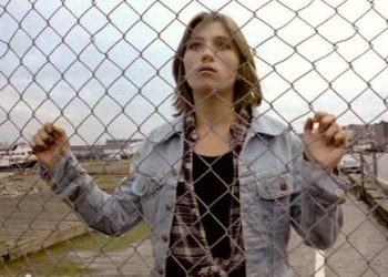 Linda Manz: Out Of The Blue And Into The Black