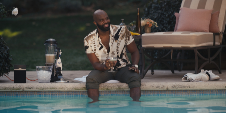 Video: Carl Clemons-Hopkins Reveals What Marcus Actually Likes About Working for Deborah Vance in ‘Hacks’