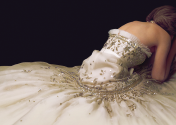 First Look at Kristen Stewart as Princess Diana in ‘SPENCER’