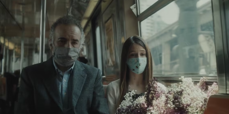 Shorts Stack: The Kid Stays In the Picture