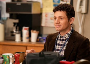 Chris Perfetti On Jacob’s Earnestness and Playing a Teacher Amid ‘Don’t Say Gay’ for ‘Abbott Elementary’