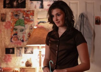 Sophie nelisse yellowjackets