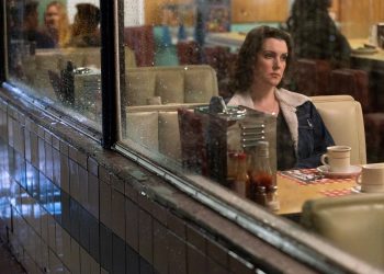 melanie lynskey shauna yellowjackets