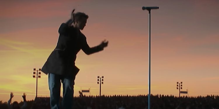 Why You Should Watch ‘Robbie Williams’ on Netflix