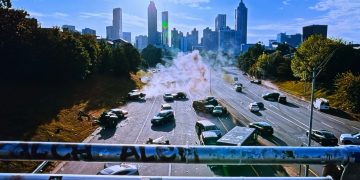 Review: Bugonia is Pure Genius